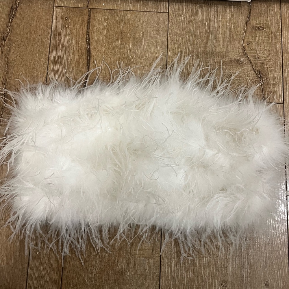 Fluffy White Faux Fur Scarf